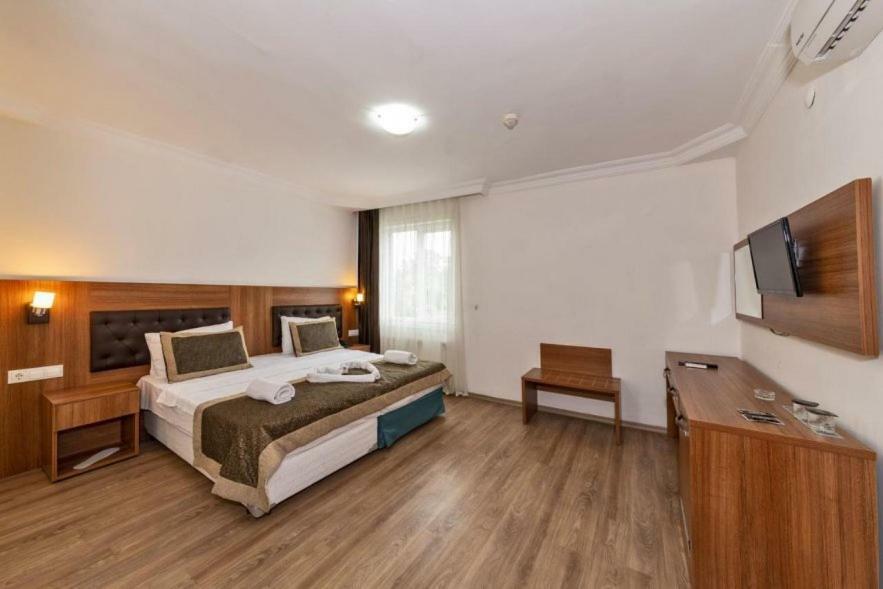 Diamond City Resort Hotel Büyükçekmece Kültér fotó